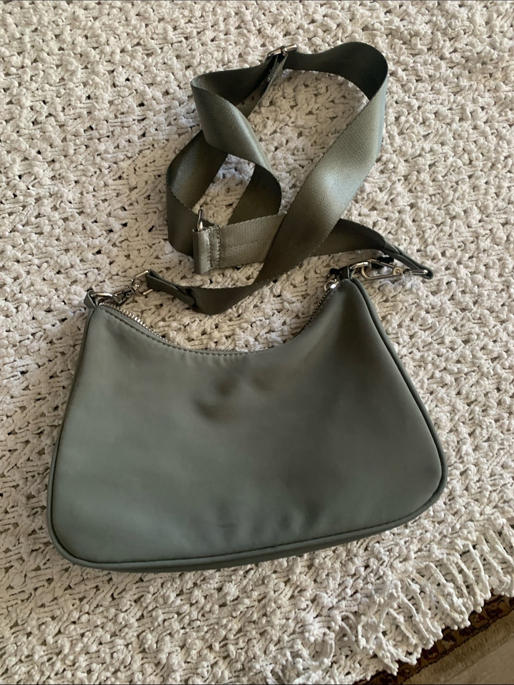 STYLUS Olive Green Shoulder Bag with Front Zip - Picture 3 of 4